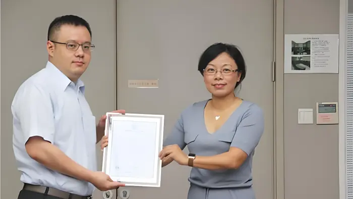 Qiansheng கனரக தொழில்துறை ISO 9001 சான்றிதழைப் பெறுகிறது, உலகளாவிய நம்பிக்கையை வலுப்படுத்துகிறது